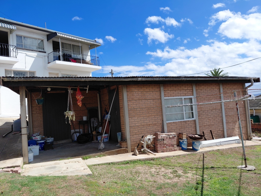 4 Bedroom Property for Sale in Heuwelkruin Eastern Cape